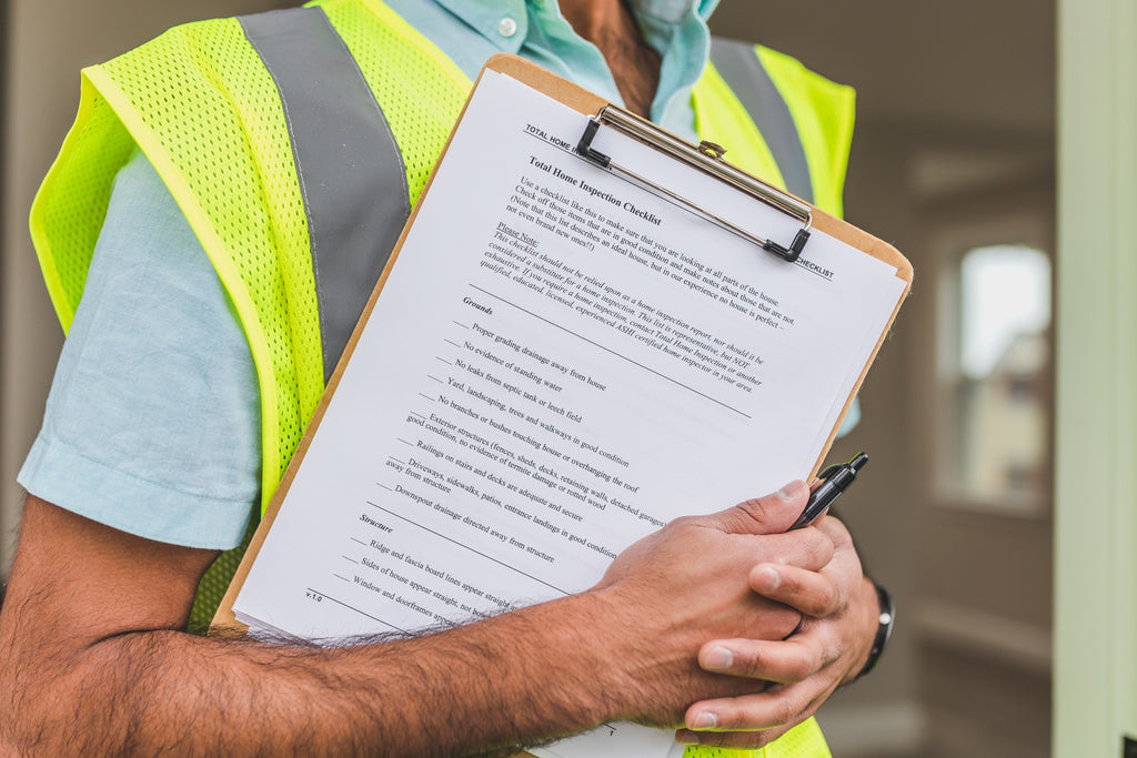What’s the Difference Between the Classes of Safety Vests?