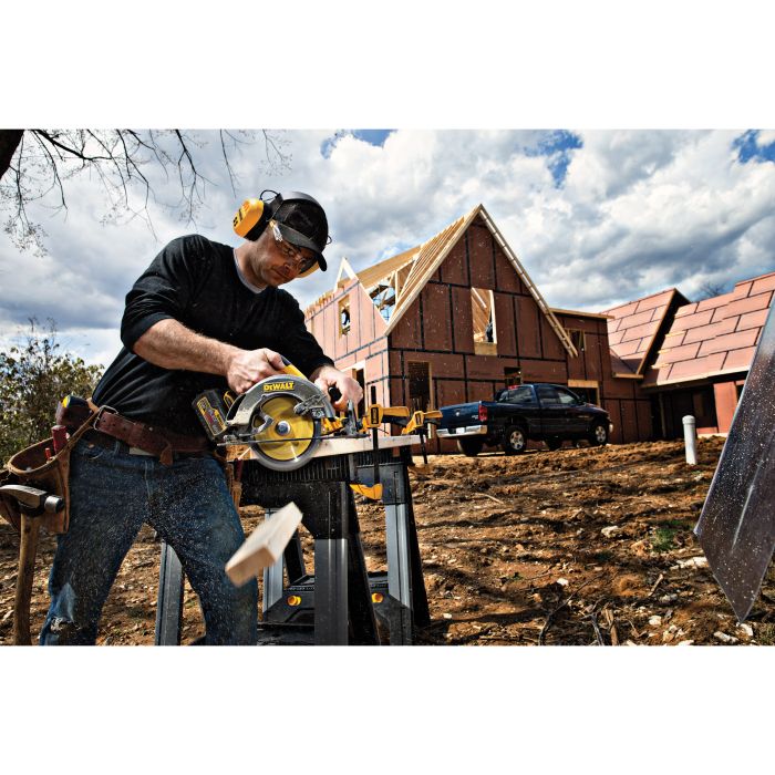DEWALT DPG17 Bluetooth Hearing Protector Earmuff